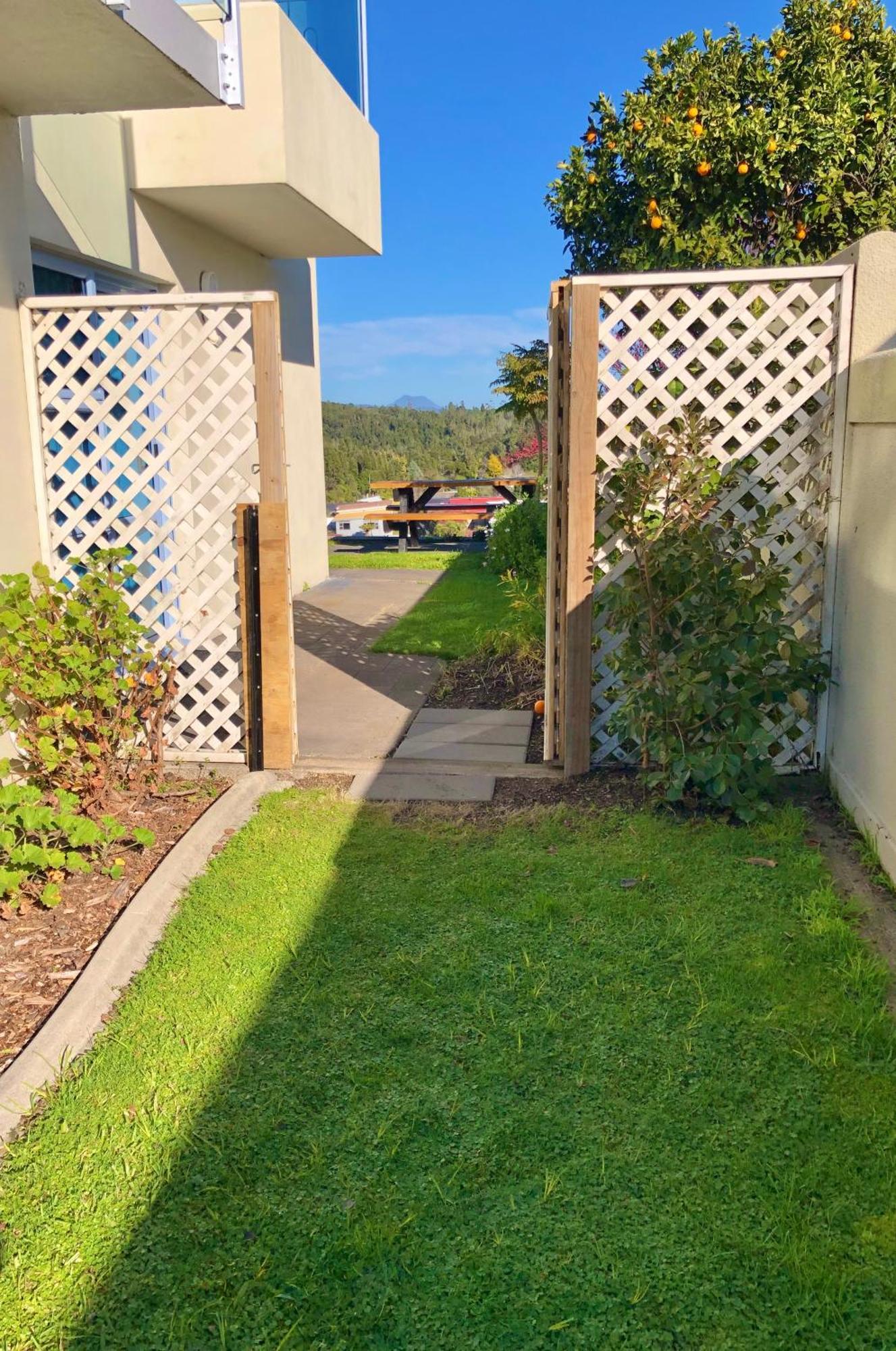 Hillcrest One Apartment Whakatane Exterior photo